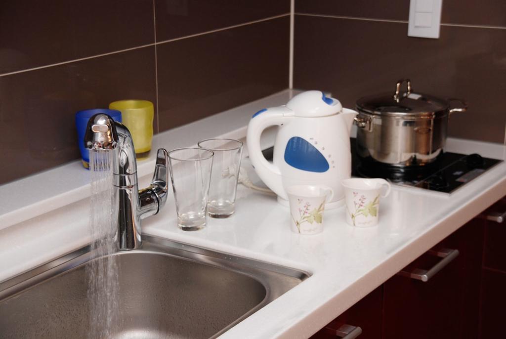 Moonlight Blue Pension Капьон Екстер'єр фото