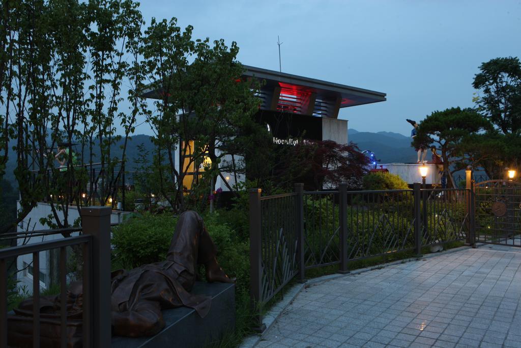 Moonlight Blue Pension Капьон Екстер'єр фото