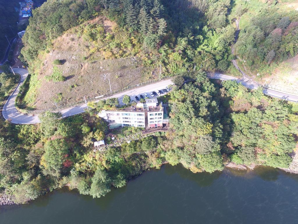 Moonlight Blue Pension Капьон Екстер'єр фото