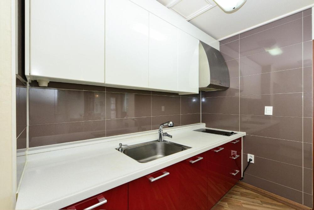 Moonlight Blue Pension Капьон Екстер'єр фото