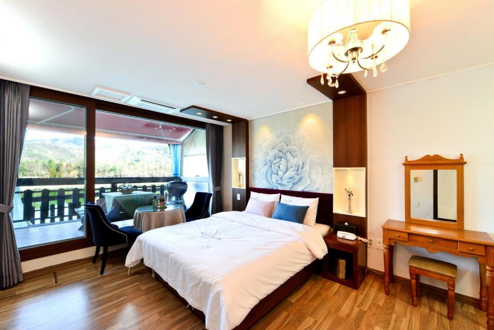 Moonlight Blue Pension Капьон Екстер'єр фото