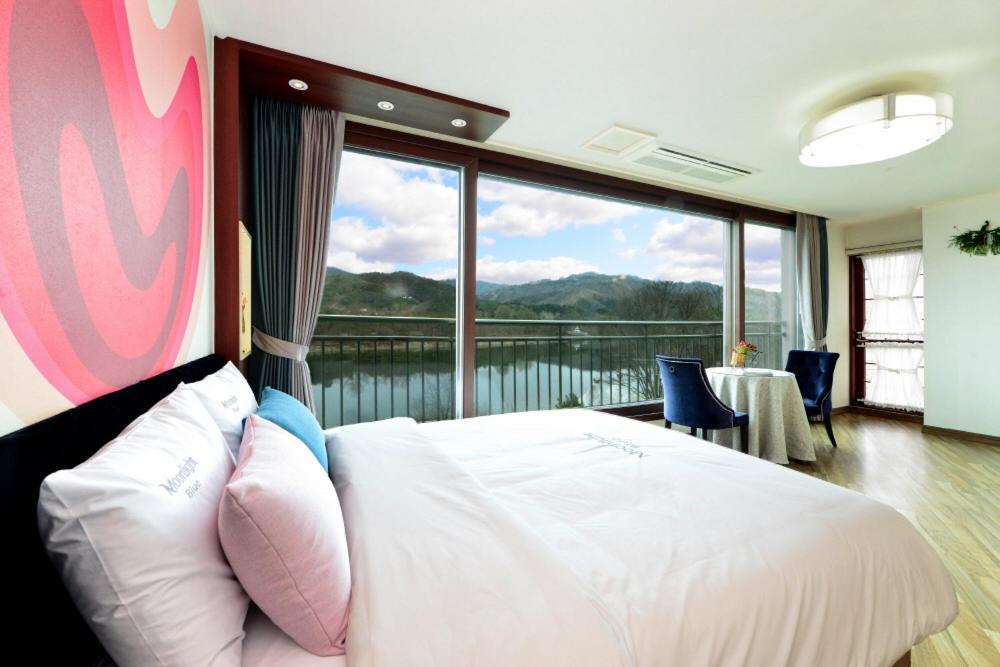 Moonlight Blue Pension Капьон Екстер'єр фото